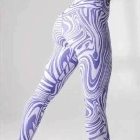 Balance/Vitality x Cosmopolitan Purple Psychedelic Swirl Leggings Size: … - Picture 2 of 7